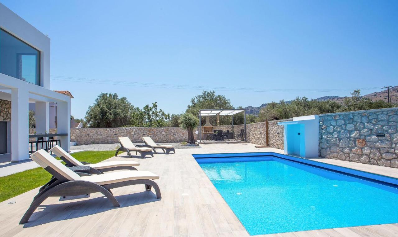 Kastalys Villa Kalithies Bagian luar foto