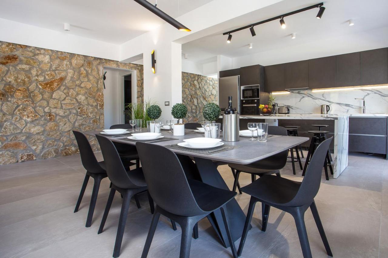 Kastalys Villa Kalithies Bagian luar foto