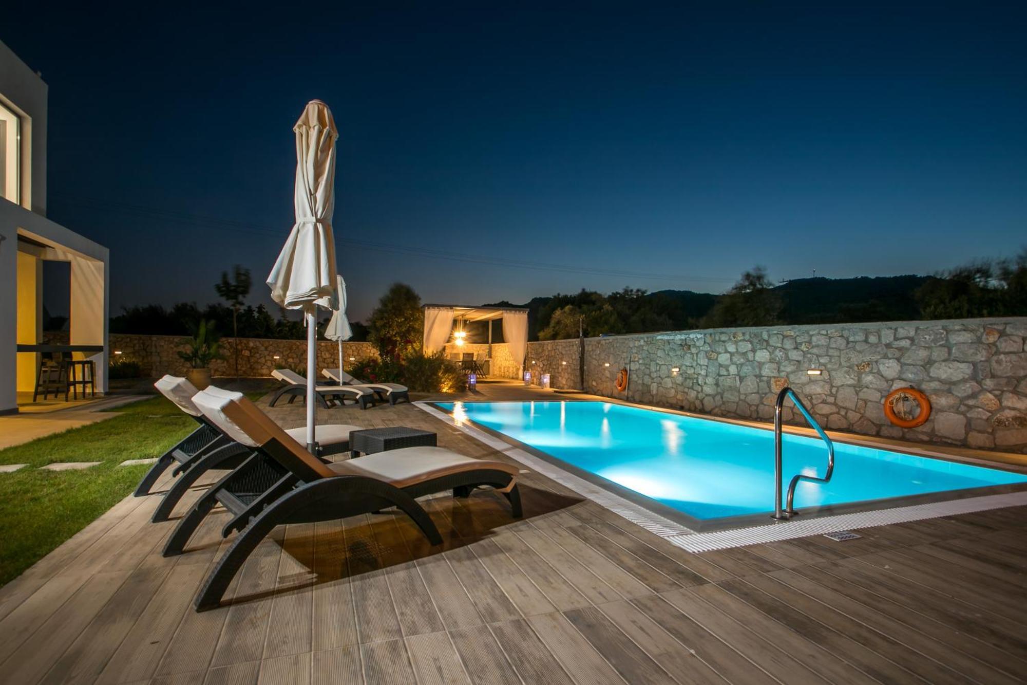 Kastalys Villa Kalithies Bagian luar foto