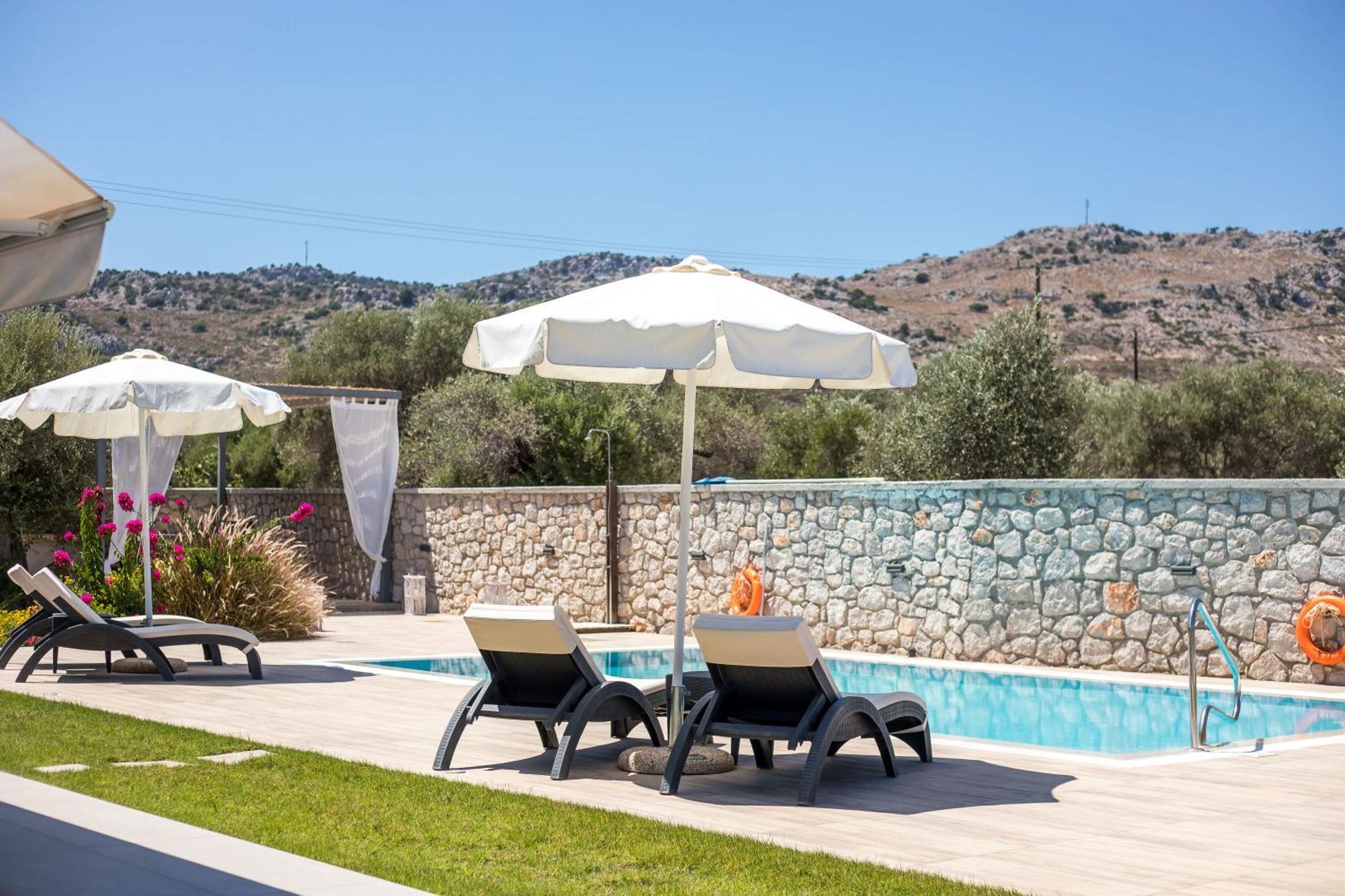 Kastalys Villa Kalithies Bagian luar foto